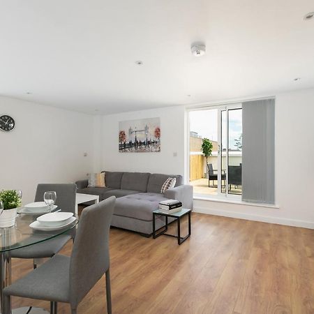 Skyvillion - 4 Bed Luxury Apartment With Balcony & Parking Enfield Exterior foto